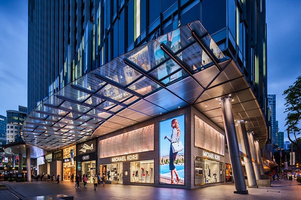 The Mandarin Gallery is located at 333 Orchard Road, next to the Mandarin Orchard Hotel, shopping in singapore